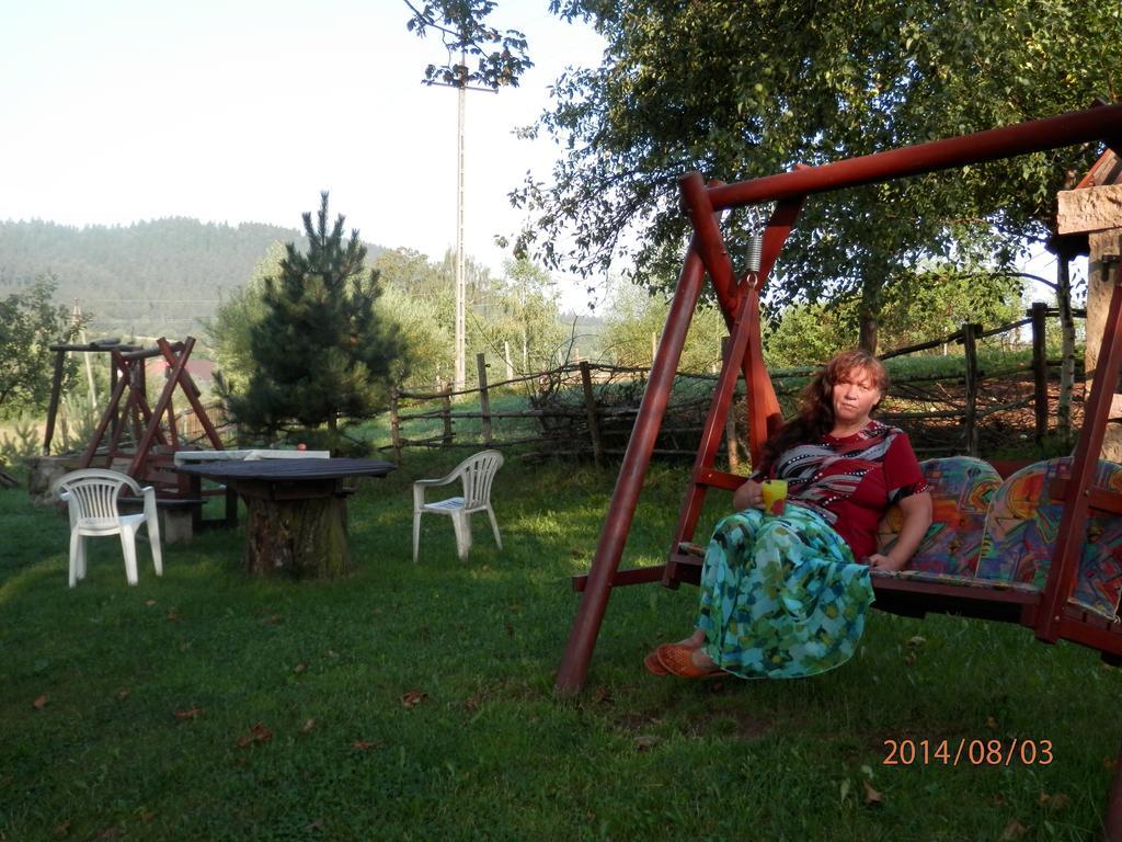 Zagroda Agroturystyczna Wiecha Mieroszow Esterno foto