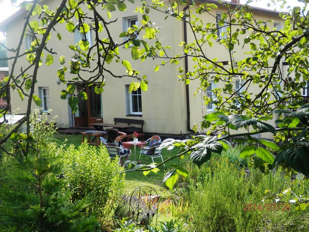 Zagroda Agroturystyczna Wiecha Mieroszow Esterno foto